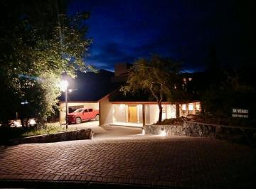 Casa · 360m² · 7 Ambientes · 2 Cocheras · Venta Casa Potrerillo Larreta 4 Dorm Premium