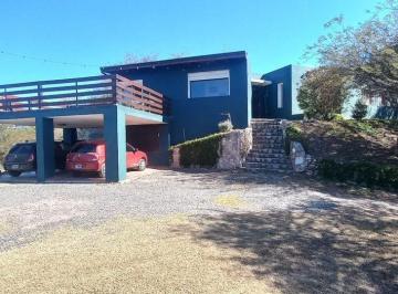 Casa · 156m² · 6 Ambientes · 2 Cocheras · Venta Casa 3 Dorm Corral de Barrancas Unquillo