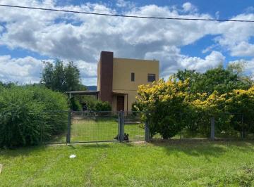 Casa · 70m² · 4 Ambientes · 1 Cochera · Venta Casa 2 Dorm Los Espinillos Potrero de Garay