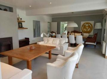 Casa · 430m² · 6 Ambientes · 4 Cocheras · Casa en Venta 6 Ambientes en Ayres del Pilar, Pilar, G. B. a. Zona Norte