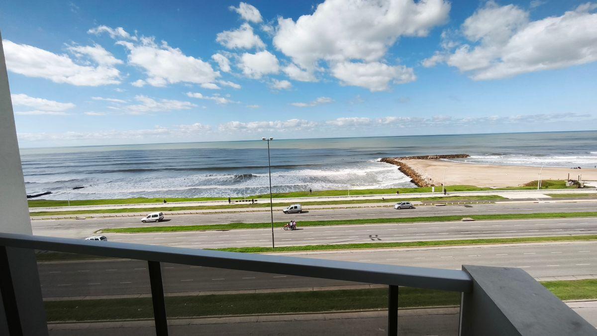 Departamento 3 amb, 86m² con balcón y cochera — Constitución
