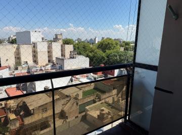 Departamento · 38m² · 1 Ambiente · Monoambiente Premium con Balcón y Luz Natural en Floresta