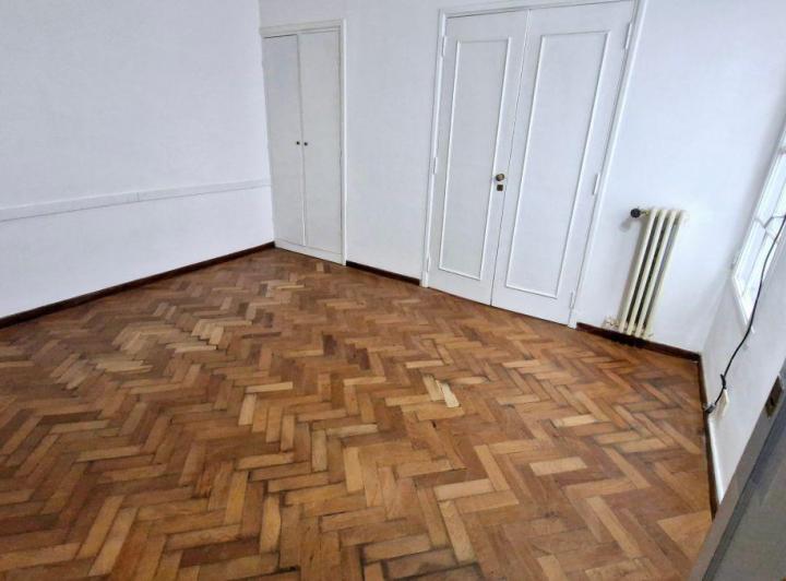 Alquiler - Departamento 2 Ambientes - Muy Buena Ubicacion - Subtes a B y C - Apto Profesional.
