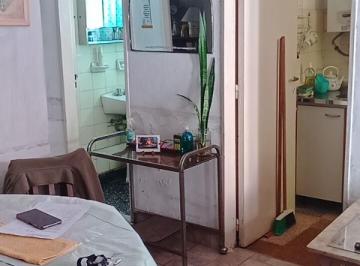 Departamento de 3 ambientes, Pompeya · Departamento 3 Ambientes Laterales