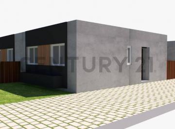 PH · 60m² · 4 Ambientes · 1 Cochera · Casa 2 Dorm., Parrillero, Jardin Exclusivo y Garage Ley Vivienda Promovida