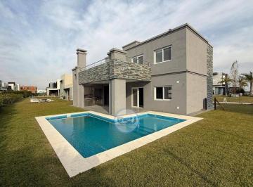 Casa · 191m² · 5 Ambientes · 2 Cocheras · Alquiler Casa a Estrenar Principado Ciudad Nautica