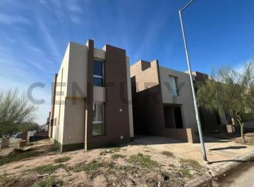 Casa · 80m² · Dúplex 2 Dorm. a Estrenar en Venta – Docta Urbanización