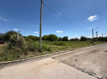 Terreno · 861m² · Lote en Venta 861 m² – Apto Desarrollo Housing/dúplex – B° Kennedy