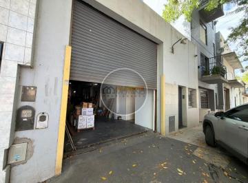 Bodega-Galpón · 399m² · 6 Ambientes · 2 Cocheras · Se Vende Galpon, 344 m² (Mataderos)