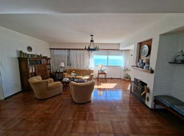 Departamento de 5 ambientes, Mar del Plata · Departamento en Venta: 3 Dorm. y Dependencia Vista Al Mar