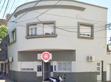 Departamento de 4 ambientes, Ciudad de Santa Fe · Alquilo Centro Planta Alta Única! 2 Dorm.