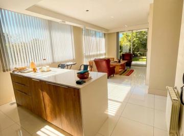 Departamento · 99m² · 5 Ambientes · 1 Cochera · Departamento en Alquiler en La Rosella Valle Escondido