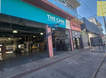 Local comercial · 200m² · 4 Ambientes · 2 Cocheras · Alquiler Local 10 X 20 + Entrepiso y Oficinas en Tortuguitas