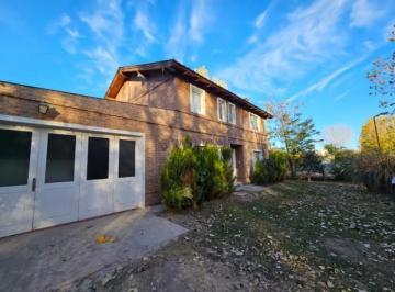 Casa · 261m² · 7 Ambientes · Neuquen Plottier Venta. Casa Barrio Cerrado Fincas de Plottier 4 Dorm.