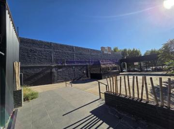 Bodega-Galpón · 140m² · Neuquen. Centenario. Galpon con Playon. Sobre Colectora Ruta7