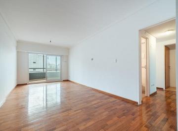 Departamento · 76m² · 4 Ambientes · 1 Cochera · Venta Departamento 4 Ambientes Semipiso Impecable Reciclado Cochera Fija Caballito