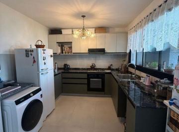 Casa de 6 ambientes, Córdoba · Vendo Duplex Premium C/losa Radiante - Terrazas de Manantiales