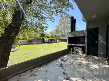 Departamento · 67m² · 3 Ambientes · 1 Cochera · Departamento - Las Cavas