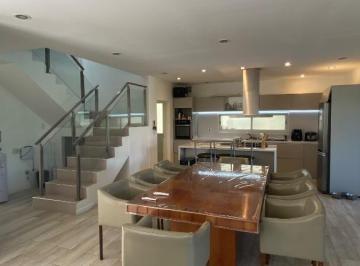 Casa de 5 ambientes, Pilar · Hermosa Casa en Santa Guadalupe - Pilar del Este