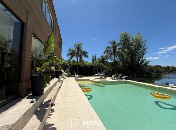 Casa · 560m² · 6 Ambientes · 4 Cocheras · Venta 4 Dorm en Suite Al Lago - Los Castores - Nordelta