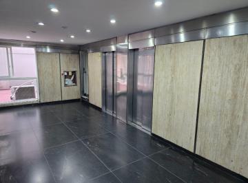 Oficina comercial · 139m² · 4 Ambientes · Oficina en Alquiler, en Recoleta
