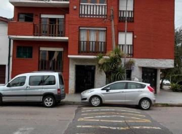 Departamento · 40m² · 2 Ambientes · 2 Ambientes a La Calle con Balcon - Matheu Esq. Italia
