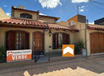 Casa de 5 ambientes, San Pedro · Venta - Una Casa Que No Solo Se Ve… Se Siente