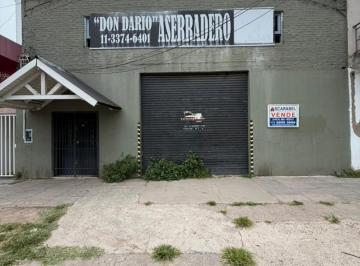 Bodega-Galpón · 600m² · Venta en Block Galpón + Local Comercial + Vivienda – Merlo