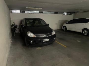 Garage , Palermo · Cochera Cubierta Amplia en Palermo Hollywood