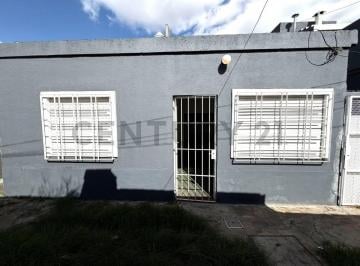 PH · 42m² · 3 Ambientes · Alquier PH 3 Ambientes en Haedo con Entrada Independiente y Patio - Apto Profecional