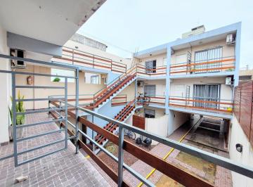 Departamento · 45m² · 2 Ambientes · Amplio Departamento con Balcón en Alquiler en Ramos Mejia