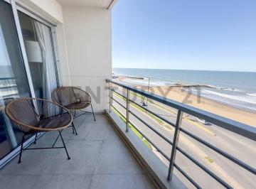 Departamento · 76m² · 3 Ambientes · 1 Cochera · 3 Ambientes C/cochera Vista Plena Al Mar en La Perla Edificio Joven