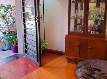 Casa de 2 ambientes, Rosario · Venta Casa Duplex un Dormitorio Amplio, un Estudio y Retiro de Jardin con Parrillero.