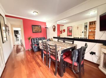 Departamento · 42m² · 3 Ambientes · 1 Cochera · Departamento de Dos Dorm. y Balcon con Cochera Venta en La Plata