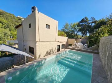Casa de 7 ambientes, Villa Carlos Paz · Venta Moderna Casa de 3 Dorm. con Piscina en Barrio Jose Muñoz - Villa Carlos Paz