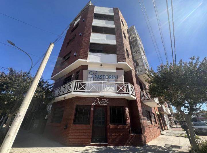 Oficina comercial · 74m² · 4 Dormitorios