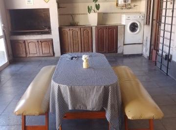 Casa · 3 Dormitorios · 1 Cochera · Casa - San Miguel de Tucumán