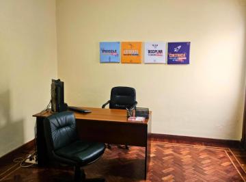 Oficina comercial · 7 Ambientes · Oficina en Zona Centro