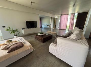 Casa · 150m² · 5 Ambientes · Casa en Alquiler - Barrio Cerrado Miraflores, Funes