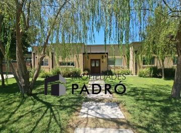 Casa · 179m² · 6 Ambientes · 2 Cocheras · Casa en Venta. Uf 98. Barrio Santa Inés, Comarcas de Luján.
