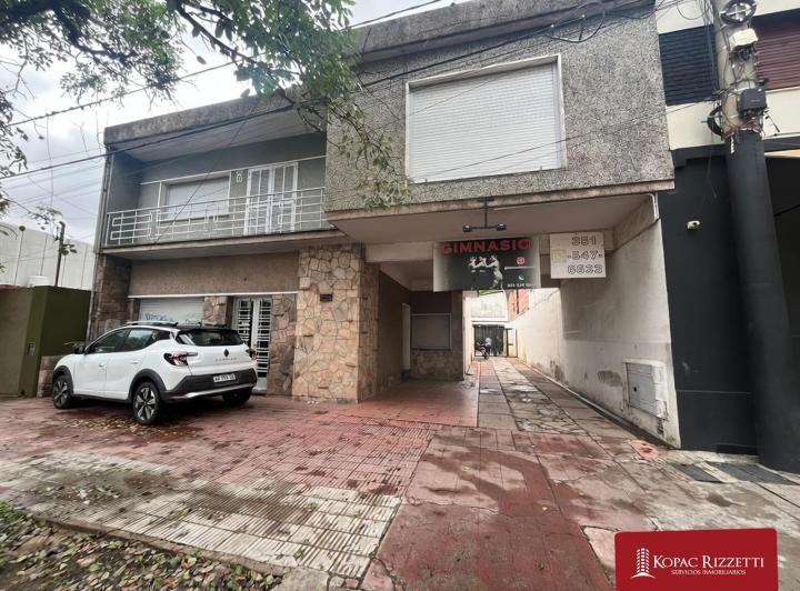 Bodega-Galpón · 603m²