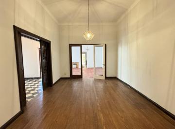 Casa · 300m² · 7 Ambientes · 2 Cocheras · Alquiler (Uso Comercial) Casa 250 m² Gral. Guemes 312 Microcentro de Salta