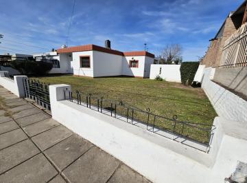 Casa · 100m² · 5 Ambientes · Venta Casa 3 Dorm Marqués de Sobremonte 100 m² Terreno 560 m²