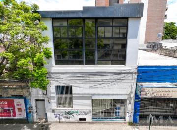 Local comercial · 320m² · 8 Ambientes · Local - Rosario