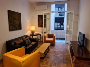Departamento de 4 ambientes, Monserrat · Alquilo Temporario en Monserrat. Excelente 4 Ambientes, Al Frente, con Balcón Corrido. Hasta 6 Pax