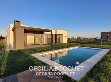 Casa · 153m² · 5 Ambientes · 2 Cocheras · Casa en Venta San Simón Canning
