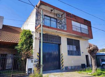 Depósito · 388m² · Venta Deposito Industrial de 2 Plantas C/ Oficinas