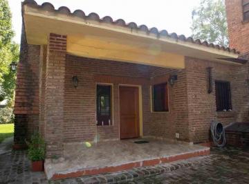 Casa · 112m² · 4 Ambientes · 3 Cocheras · Casa en Manuel Alberti