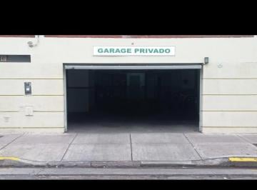 Garage , Flores · 18.000 Usd Cochera Doble en Venta en Pb - Flores - Dueño Directo