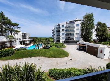 Departamento · 112m² · 4 Ambientes · 1 Cochera · Departamento en Pinares